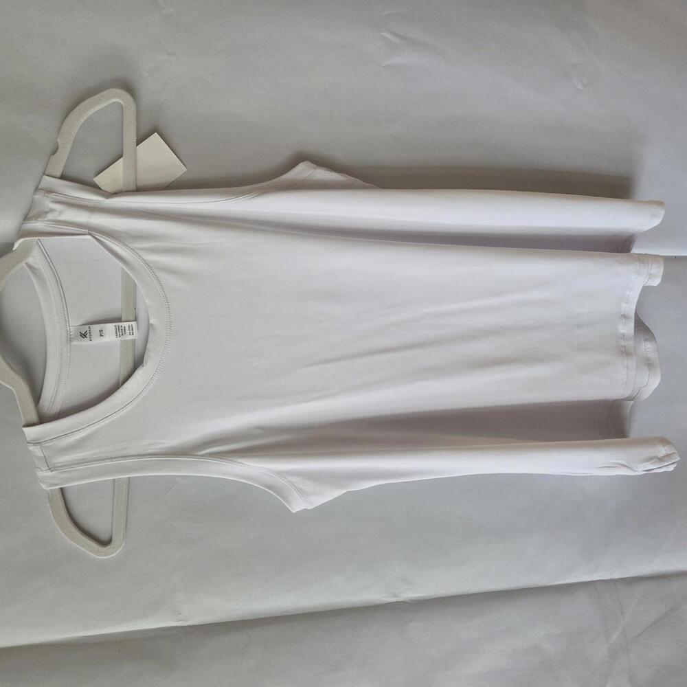 Kyodan Women's White Tank Top - Size‎ Small